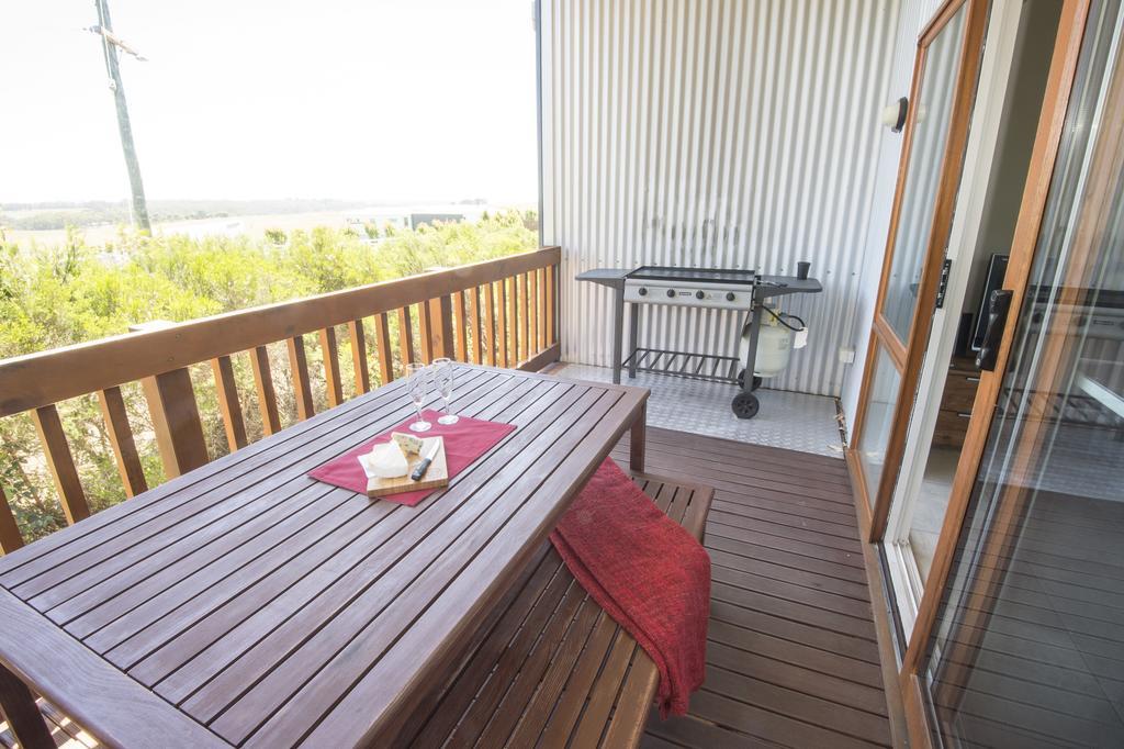 The Lakes Beachfront Holiday Park Lake Tyers Beach Экстерьер фото