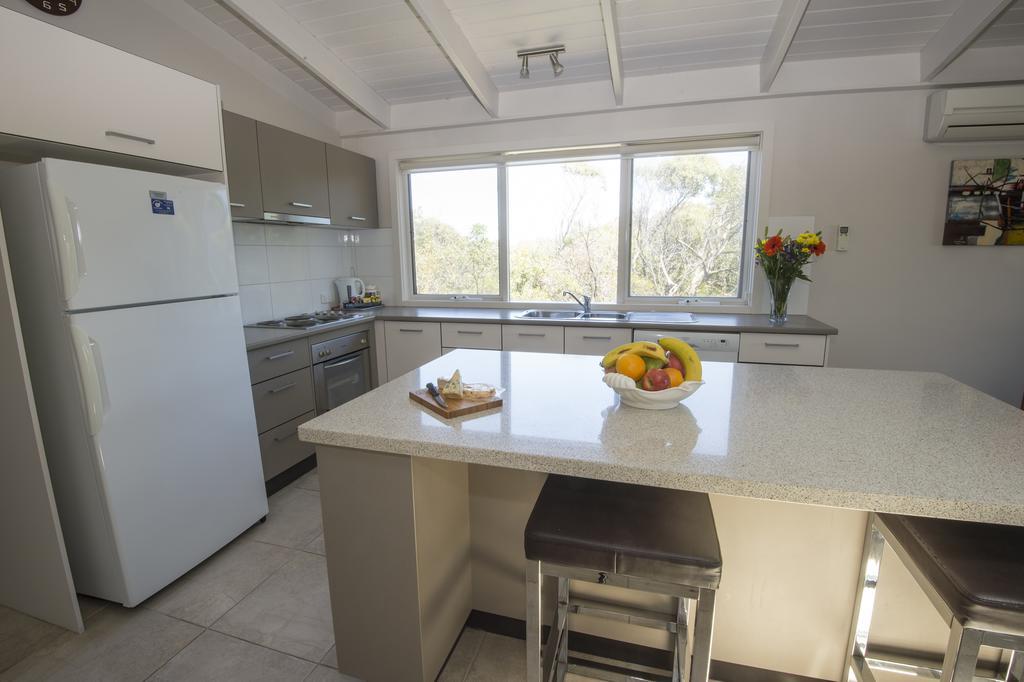 The Lakes Beachfront Holiday Park Lake Tyers Beach Экстерьер фото