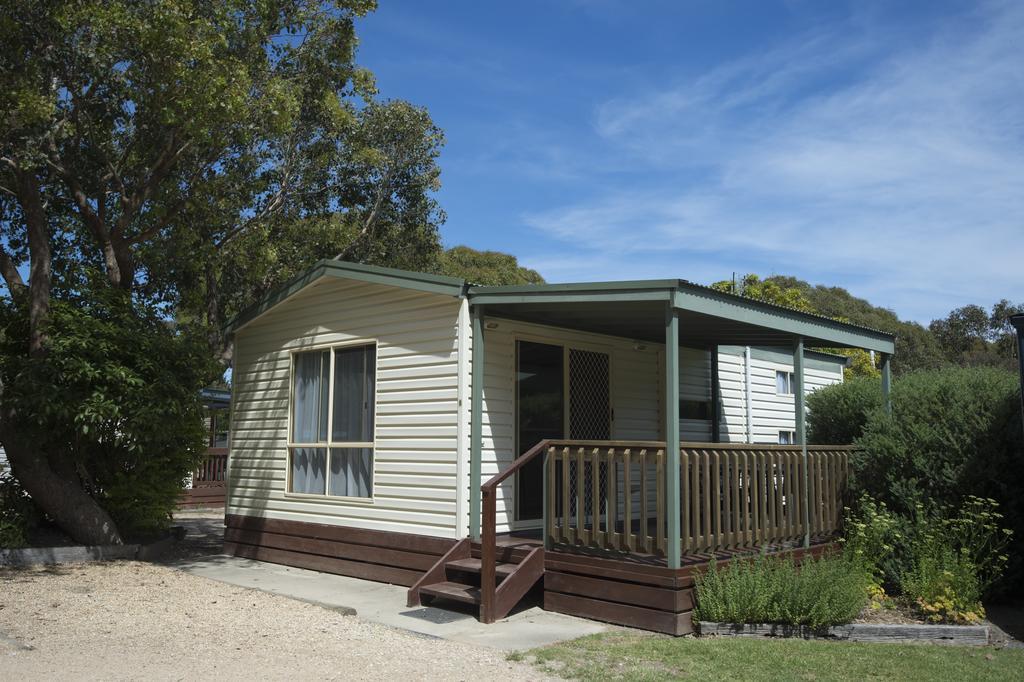The Lakes Beachfront Holiday Park Lake Tyers Beach Экстерьер фото